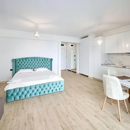 Apartamento Aquawaves - Infinity Pool & Năvodari