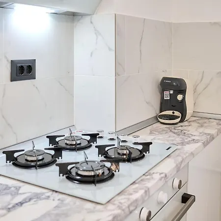 Aquawaves - Infinity Pool &