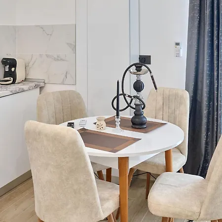 Apartamento Aquawaves - Infinity Pool & Năvodari